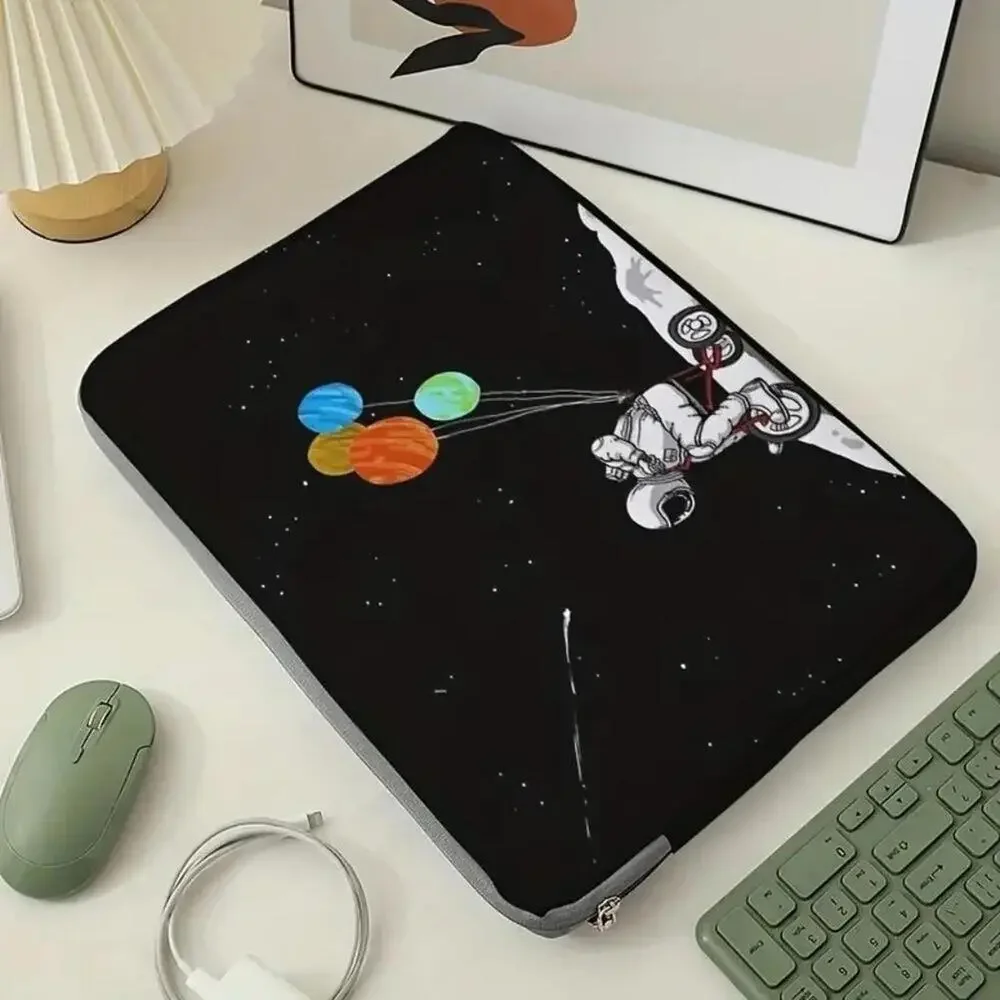 New Laptop Black Bottom Bicycle Astronaut Zipper Cover